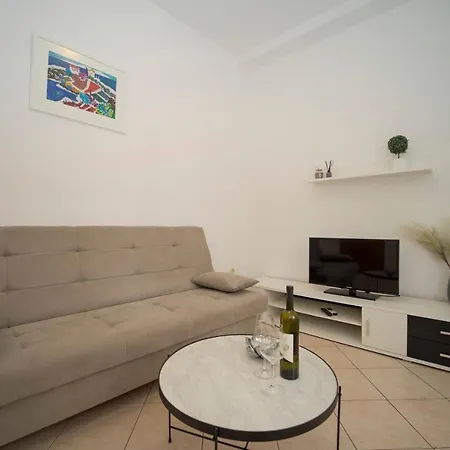 N * كورتْشولا